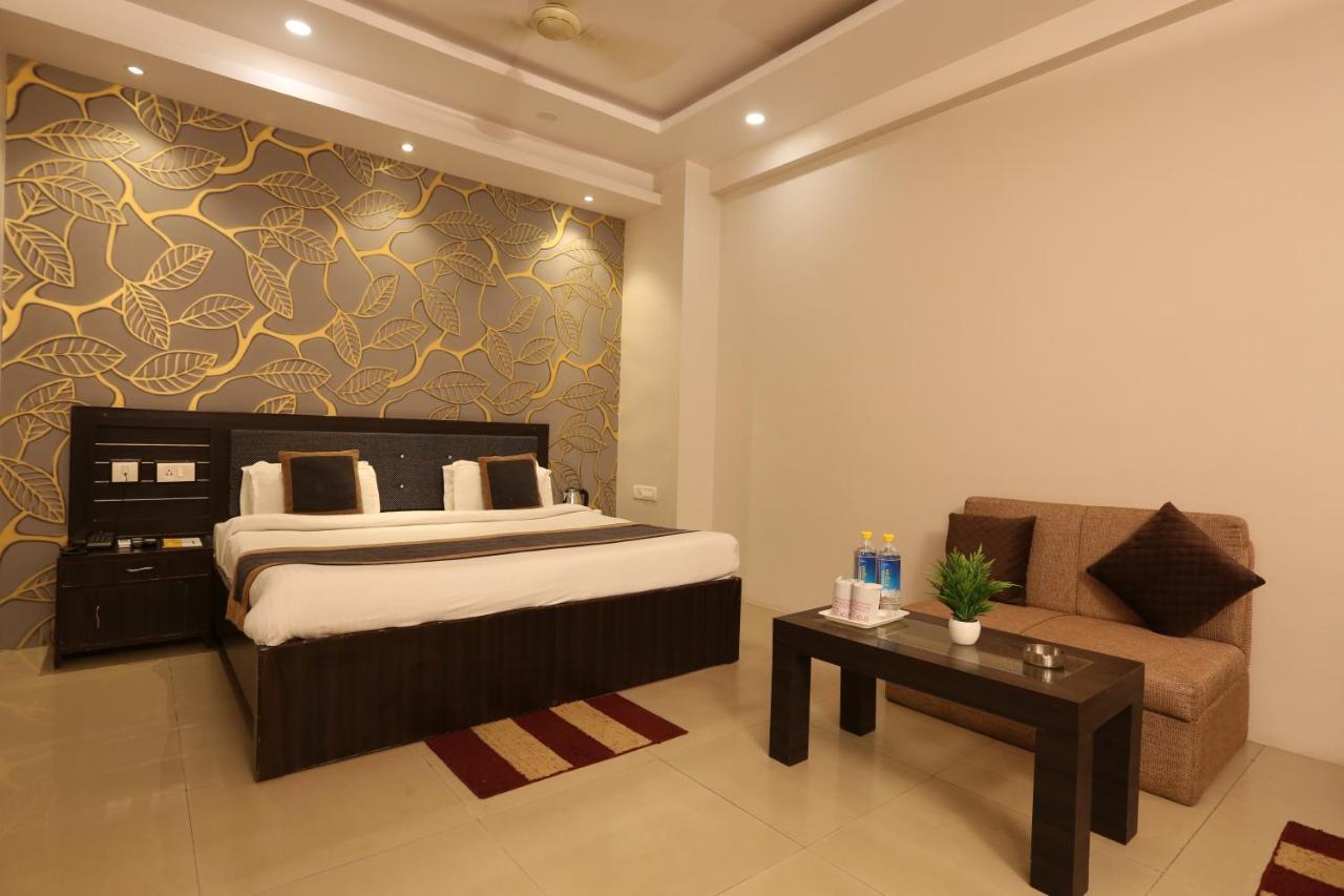 Hotel Nexus L Hotels In Charbagh Лакнау Екстериор снимка