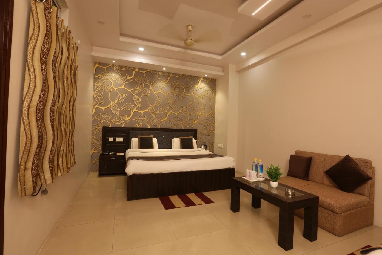 Hotel Nexus L Hotels In Charbagh Лакнау Екстериор снимка