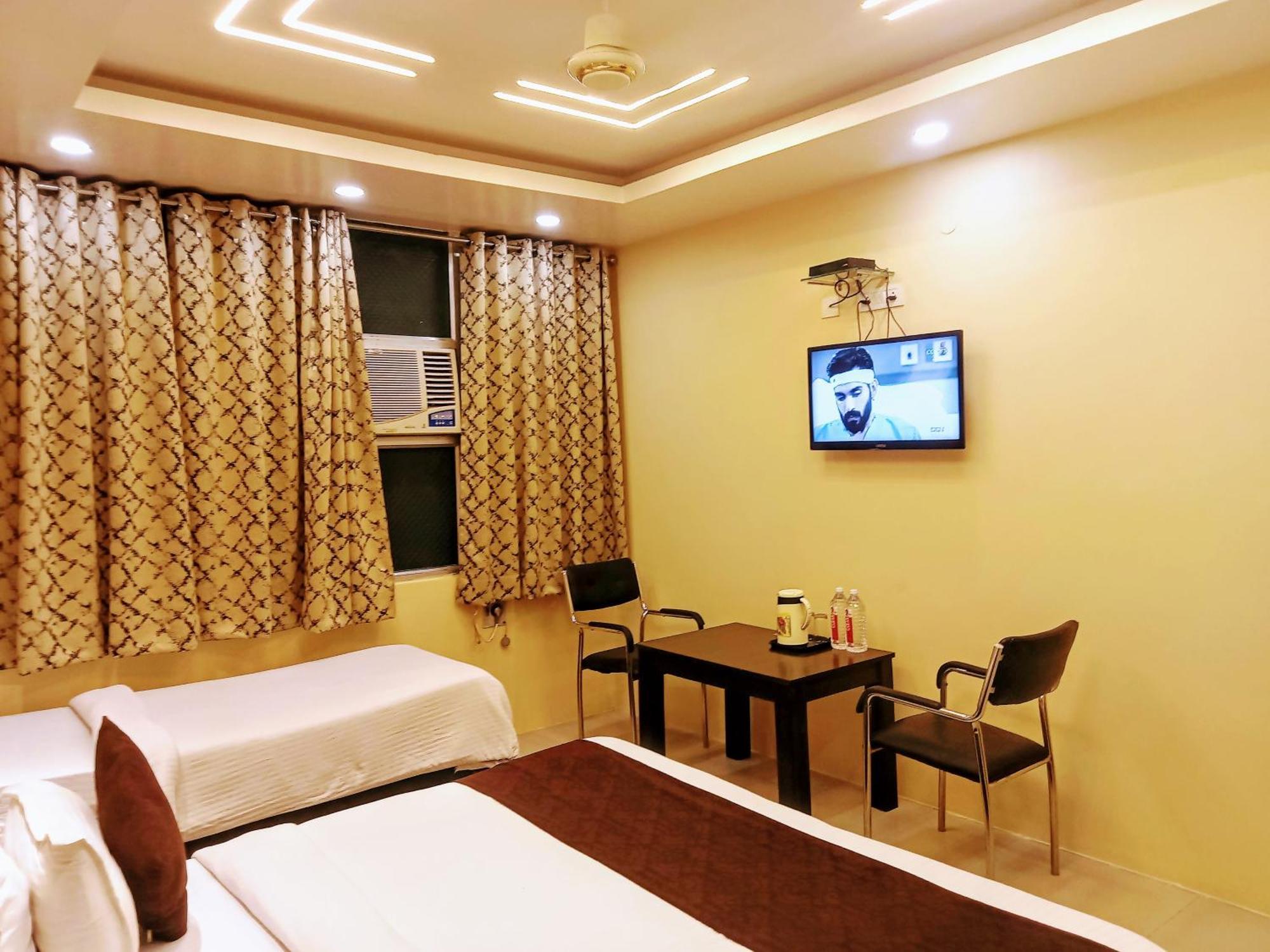 Hotel Nexus L Hotels In Charbagh Лакнау Екстериор снимка